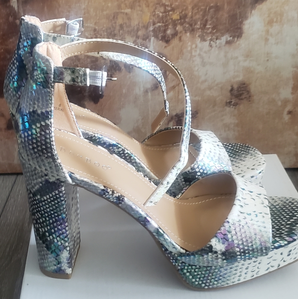 Python Pumps - Picture 3 of 4